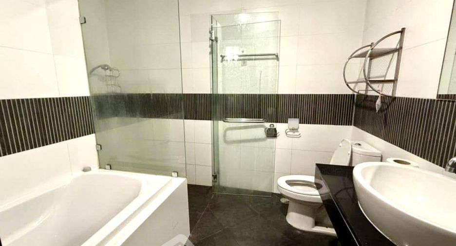 À vendre 1 chambre condo à Sathon, Bangkok