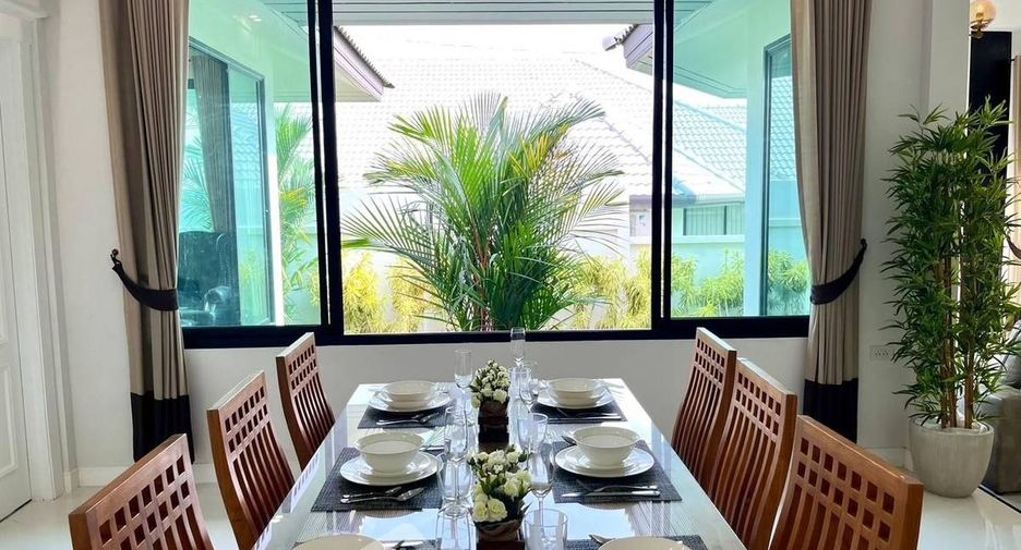 Villa en venta de 4 habitaciones en Bang Lamung, Chonburi