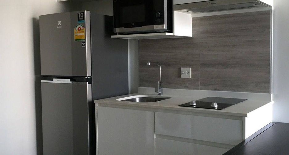 For sale 1 bed condo in Khlong Toei, Bangkok