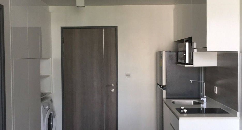 For sale 1 bed condo in Khlong Toei, Bangkok