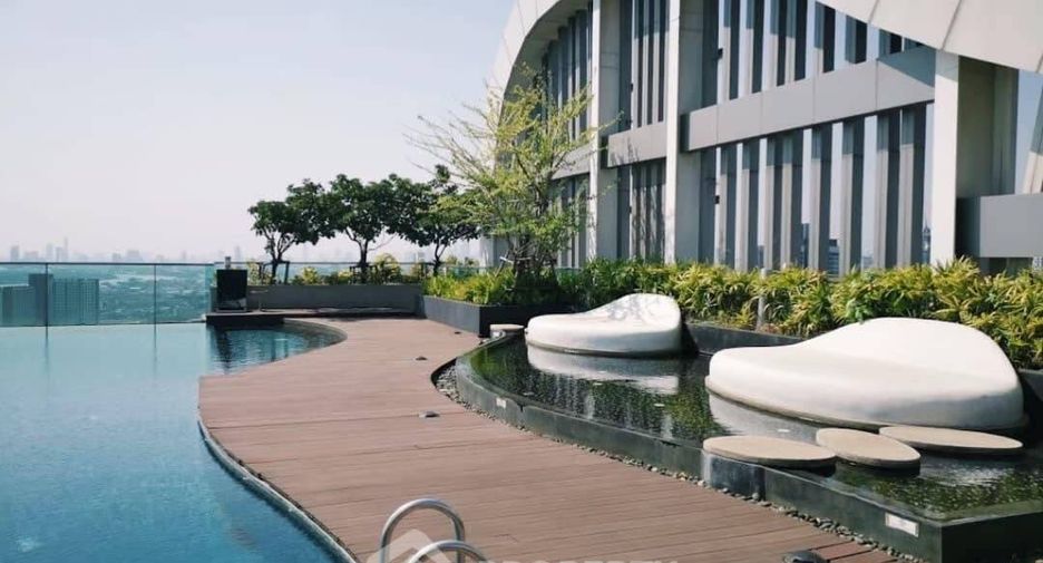 For sale 1 bed condo in Khlong Toei, Bangkok