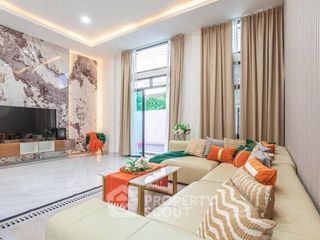 For sale 3 bedrooms villa in Bang Lamung, Chonburi