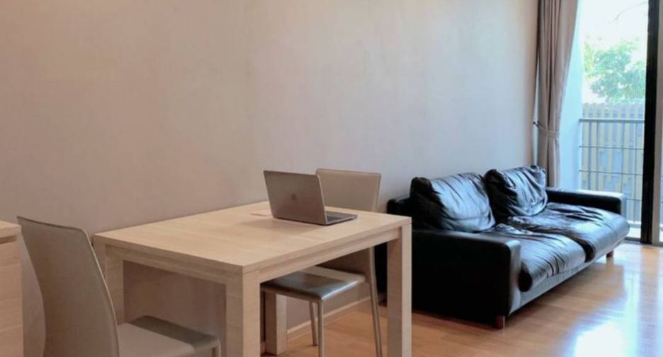 For sale 1 bed condo in Sathon, Bangkok