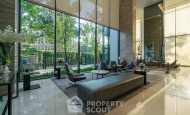 For sale 1 bed condo in Khlong Toei, Bangkok