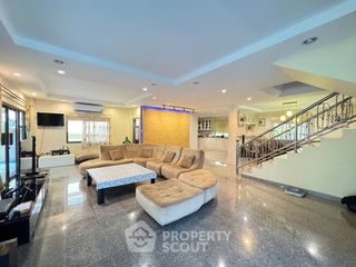 For sale 3 bedrooms house in Bang Lamung, Chonburi
