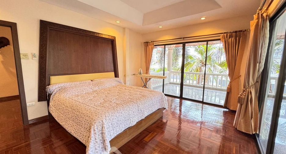 For sale 3 bedrooms house in Bang Lamung, Chonburi