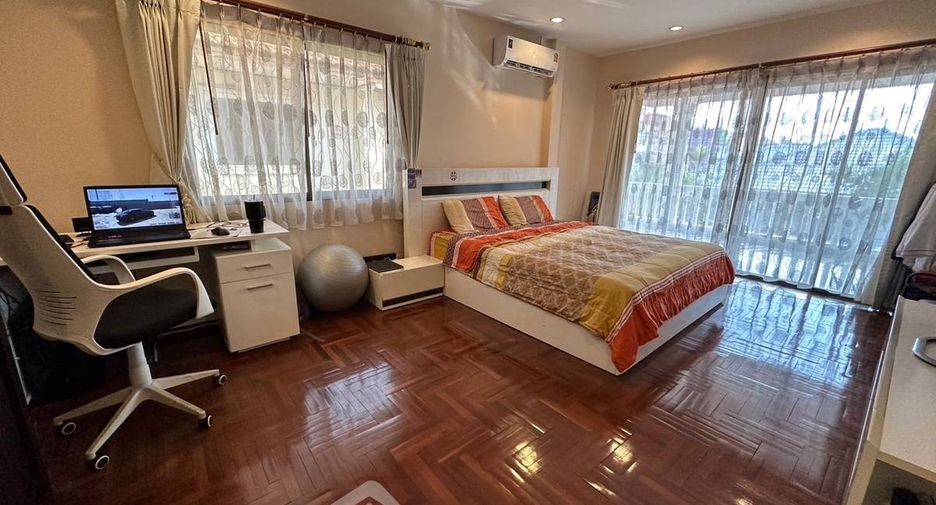 For sale 3 bedrooms house in Bang Lamung, Chonburi