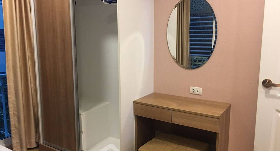 Condo en venta de 2 habitaciones en Pom Prap Sattru Phai, Bangkok
