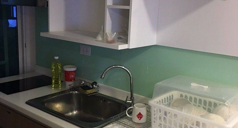 Condo en venta de 2 habitaciones en Pom Prap Sattru Phai, Bangkok