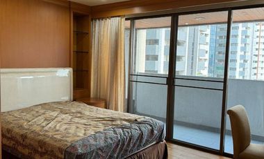 For sale 3 bedrooms condo in Yan Nawa, Bangkok