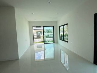 出售 4 卧室 独立屋 在 Mueang Chon Buri, Chon Buri