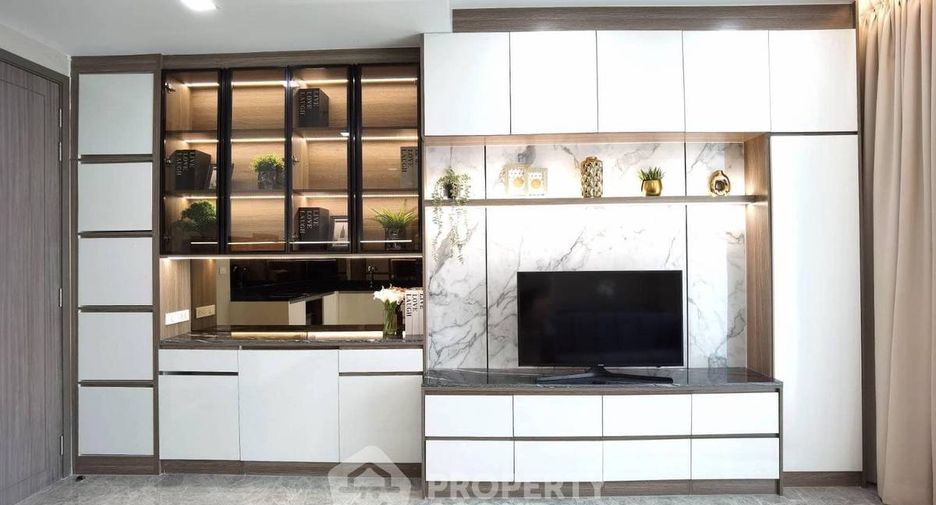 For sale 1 bed condo in Huai Khwang, Bangkok