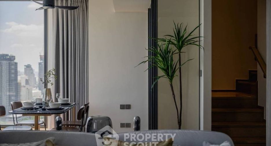 For sale 2 bedrooms condo in Khlong Toei, Bangkok