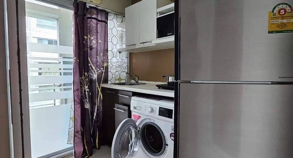 For sale 2 bedrooms condo in Phra Khanong, Bangkok