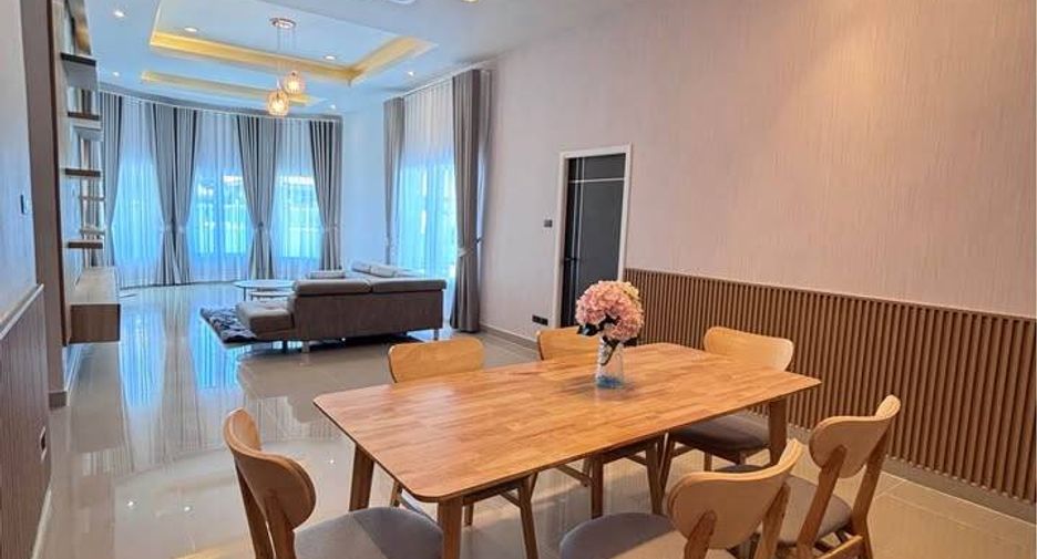 For sale 3 ベッドルーム house in Bang Lamung, Chonburi