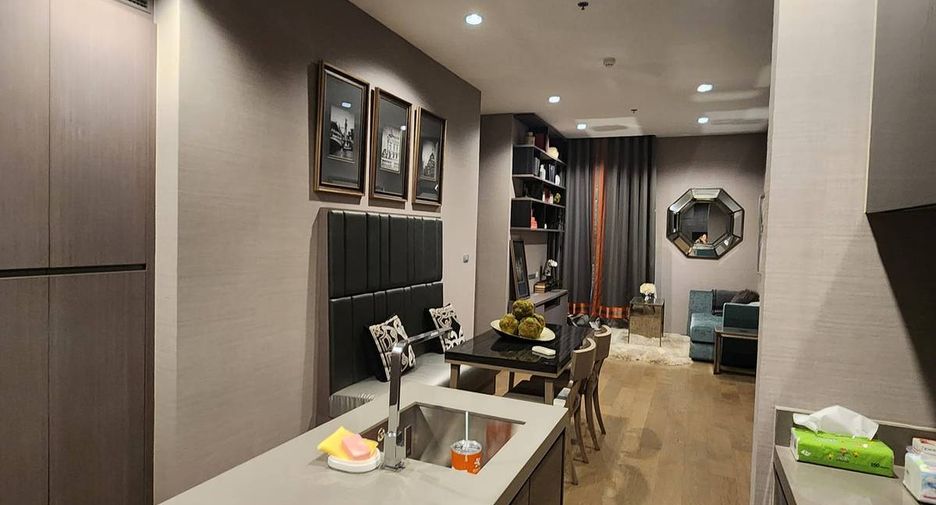 For sale 3 bedrooms condo in Sathon, Bangkok