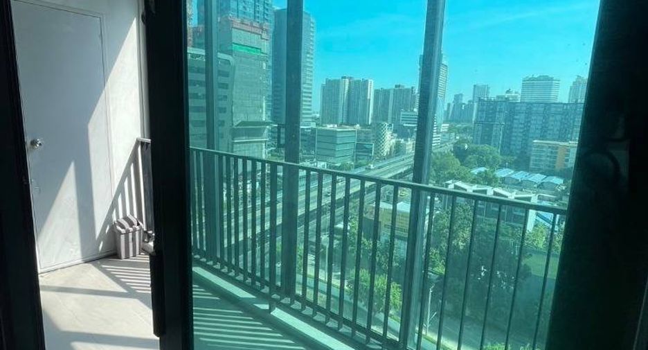 For sale 1 bed condo in Huai Khwang, Bangkok
