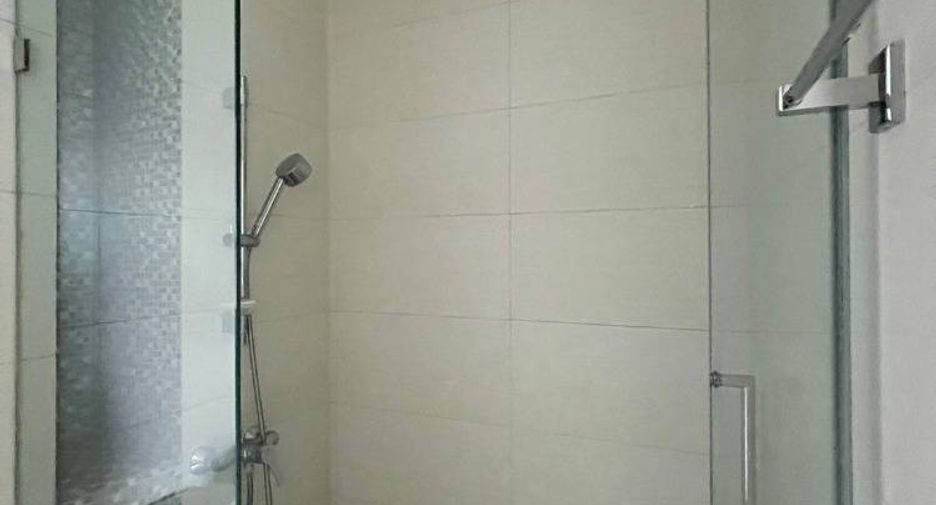 For sale 1 bed condo in Huai Khwang, Bangkok