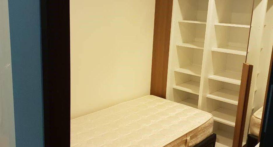 ขาย 2 ห้องนอน คอนโด ใน บางรัก, กรุงเทพฯ