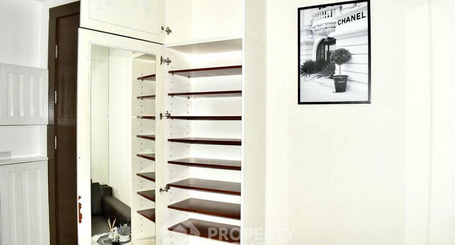For sale 1 bed condo in Huai Khwang, Bangkok