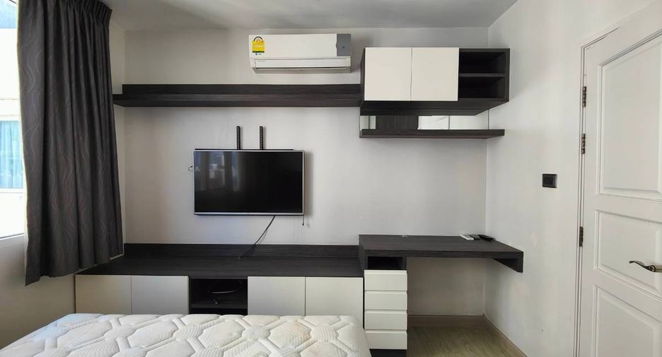 For sale 2 bedrooms condo in Huai Khwang, Bangkok