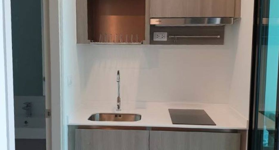 For sale 1 bed condo in Bang Kapi, Bangkok