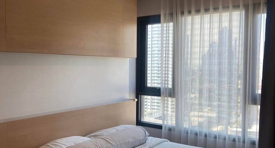 For sale 2 bedrooms condo in Watthana, Bangkok
