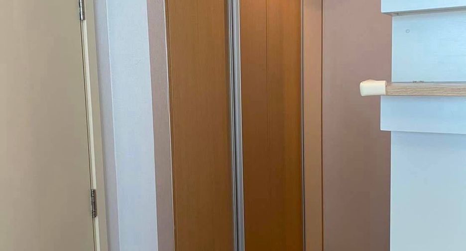 For sale 2 bedrooms condo in Watthana, Bangkok