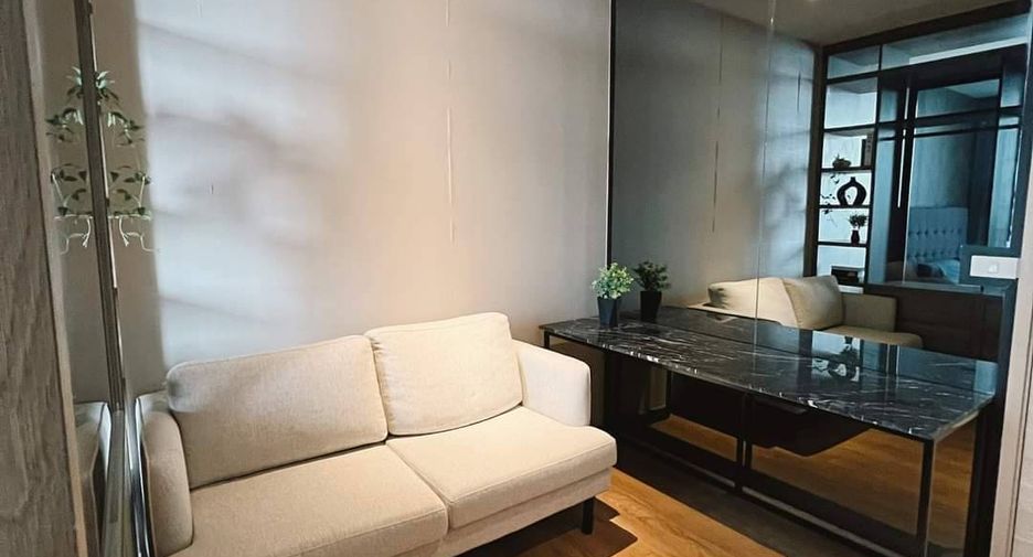 For sale 1 bed condo in Khlong Toei, Bangkok