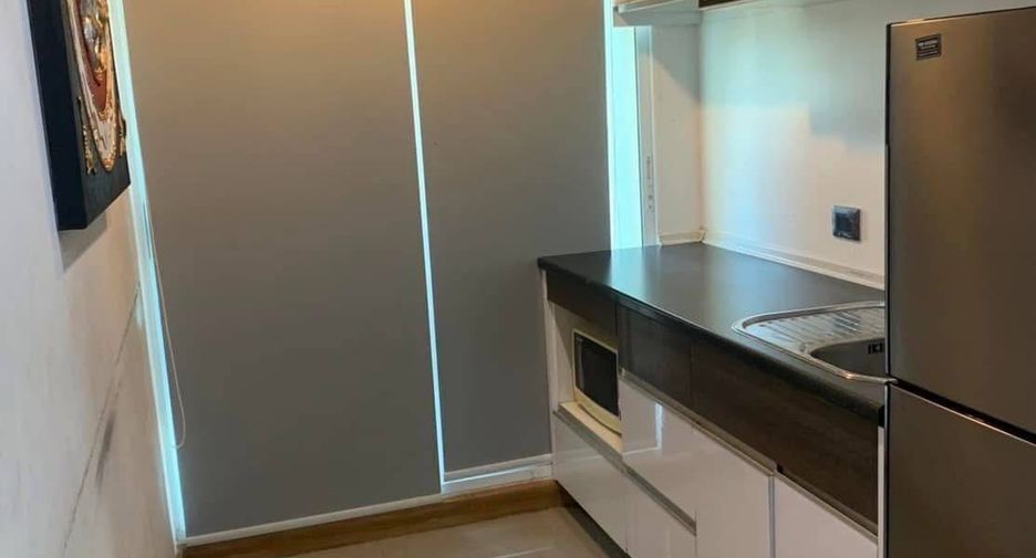 For sale 1 bed condo in Huai Khwang, Bangkok