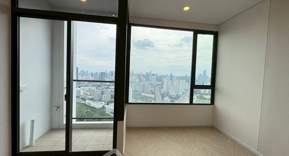 出售 1 卧室 公寓 在 Huai Khwang, 曼谷