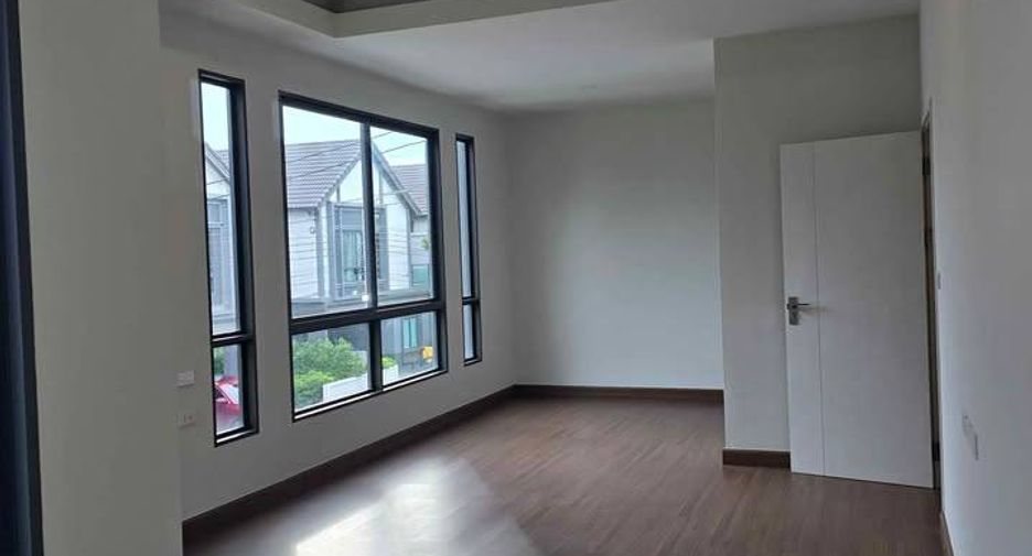 À vendre 4 chambres maison à Bang Phli, Samut Prakan