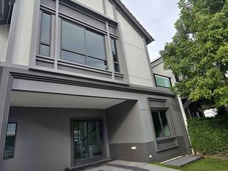 For sale 4 bedrooms house in Bang Phli, Samut Prakan