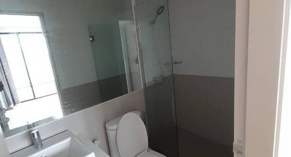 For sale 2 bedrooms condo in Bang Rak, Bangkok