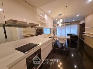 Wohnung zum Kauf mit 2 Zimmer in Watthana, Bangkok
