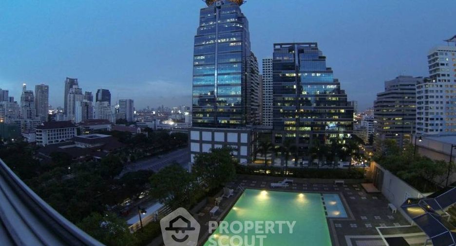 For sale 2 bedrooms condo in Watthana, Bangkok