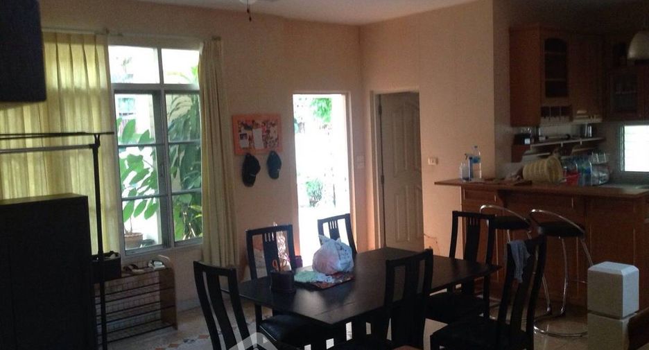 Haus zum Kauf mit 3 Zimmer in Bang Khen, Bangkok
