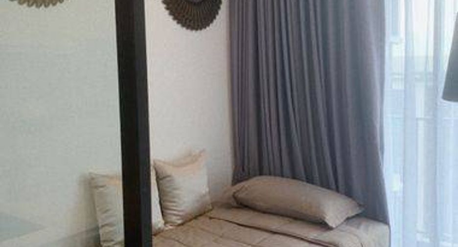 For sale 1 bed condo in Si Racha, Chonburi