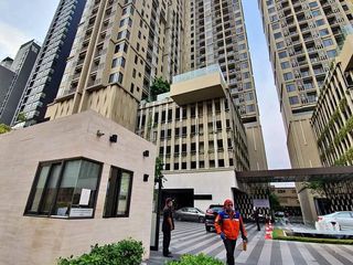 For sale 1 bed condo in Khlong San, Bangkok