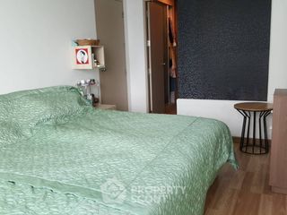 For sale 2 bedrooms condo in Huai Khwang, Bangkok