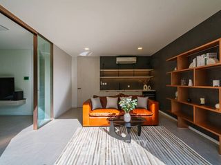 Haus zur Miete und zum Kauf mit 4 Zimmer in Saphan Sung, Bangkok