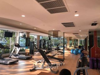 À vendre 1 chambre condo à Huai Khwang, Bangkok