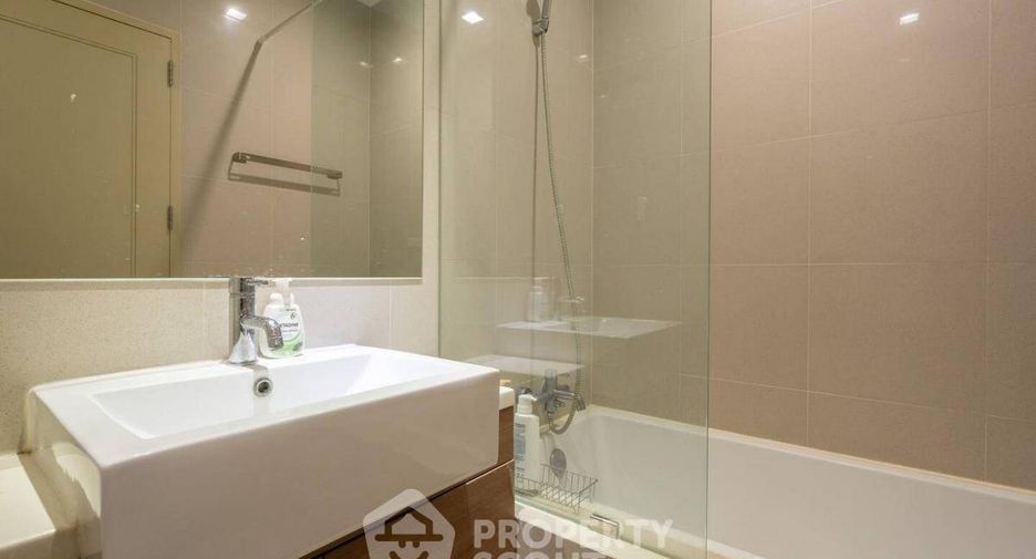 For sale 1 bed condo in Khlong Toei, Bangkok