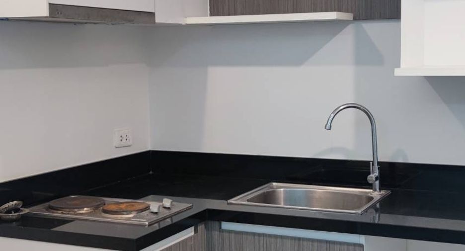 Condo en venta de 1 habitaciones en Yan Nawa, Bangkok