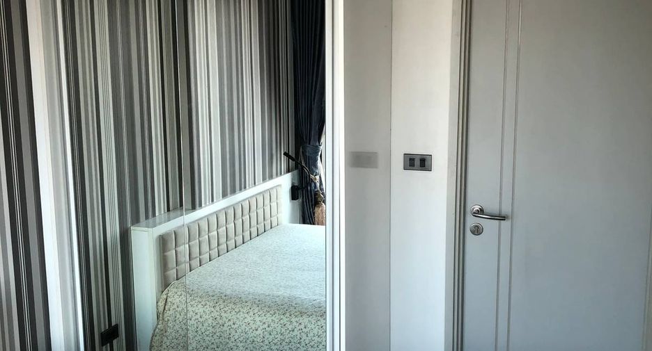 For sale 1 bed condo in Khlong Toei, Bangkok