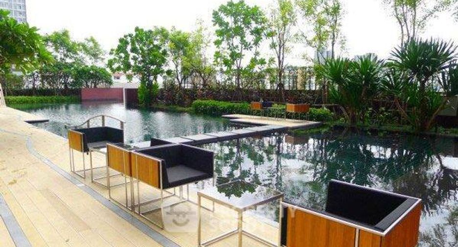 For sale 1 bed condo in Khlong Toei, Bangkok