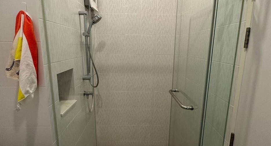 For sale 1 bed condo in Watthana, Bangkok