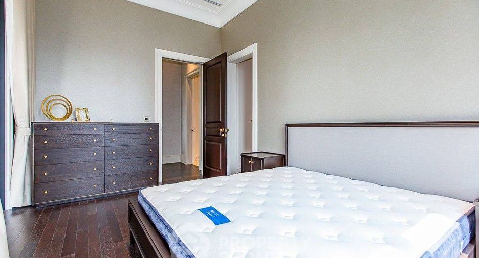 For sale 2 bedrooms condo in Pathum Wan, Bangkok