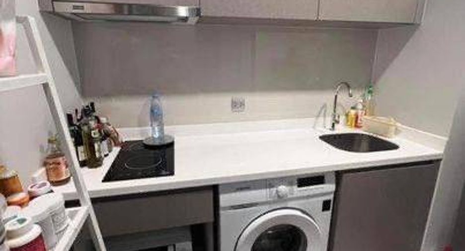 For sale 1 bed condo in Huai Khwang, Bangkok
