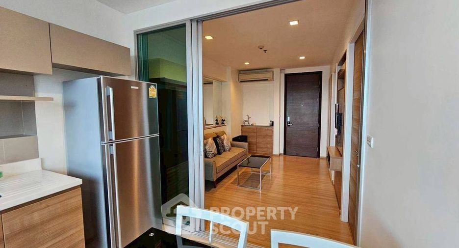 À vendre 1 chambre condo à Phaya Thai, Bangkok